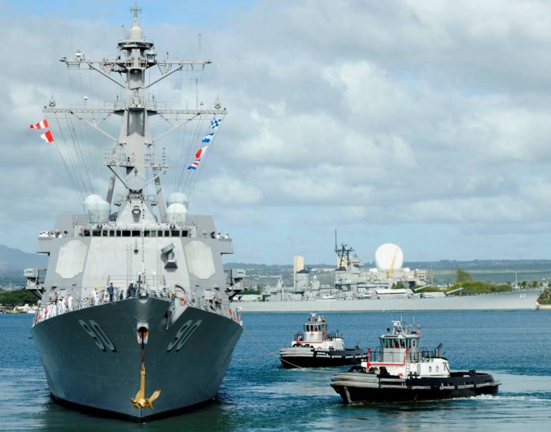 DDG-90 USS Chafee Pearl Harbor Hickam Hawaii BB-63 Missouri