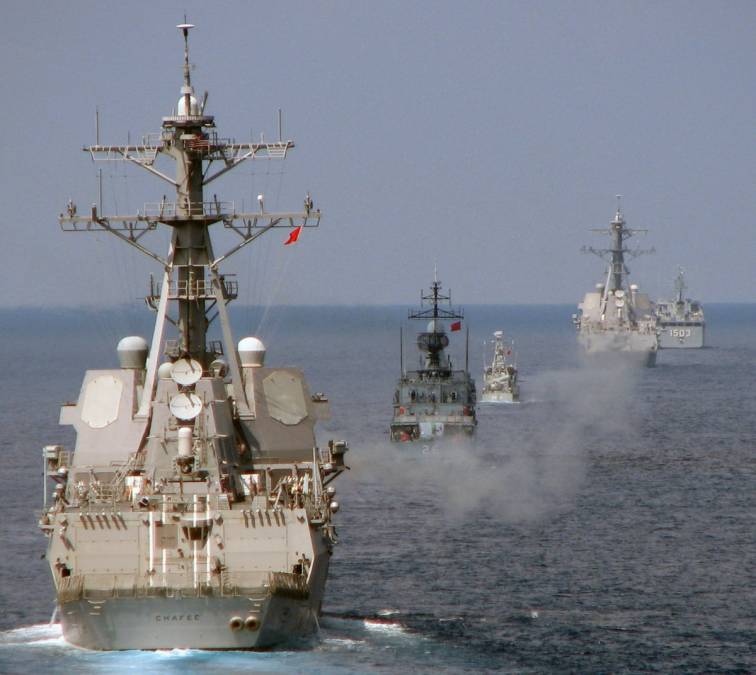 DDG-90 USS Chafee South China Sea 2009
