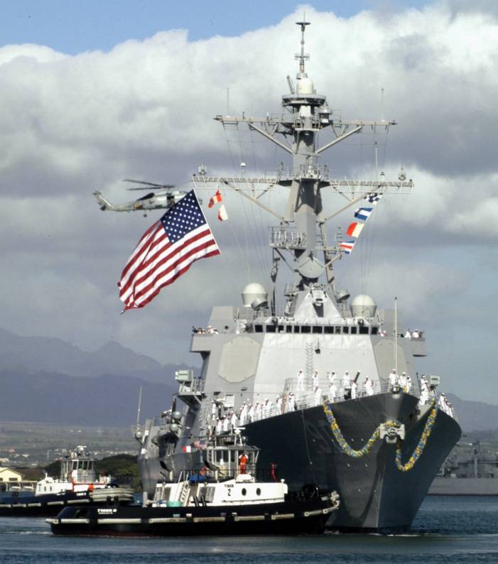DDG-90 USS Chafee Pearl Harbor 2003