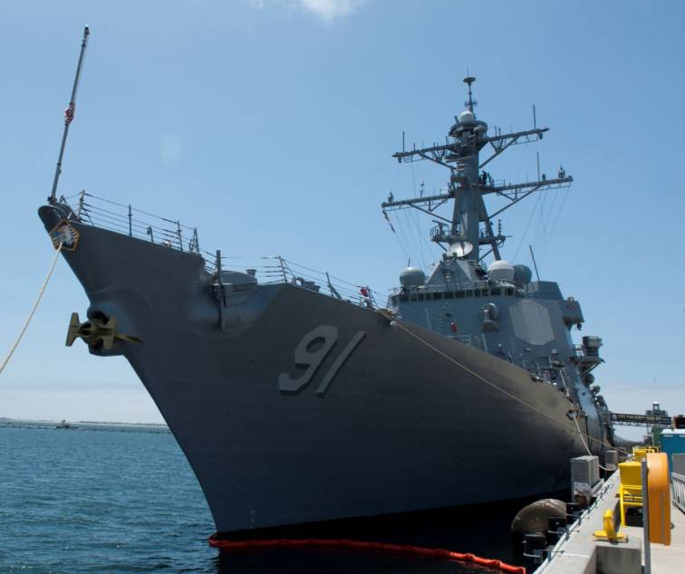 DDG-91 USS Pinckney San Diego California 2011