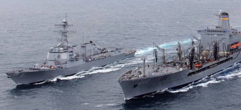DDG-91 USS Pinckney 2011