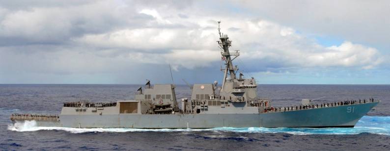 DDG-91 USS Pinckney Pacific Ocean 2007