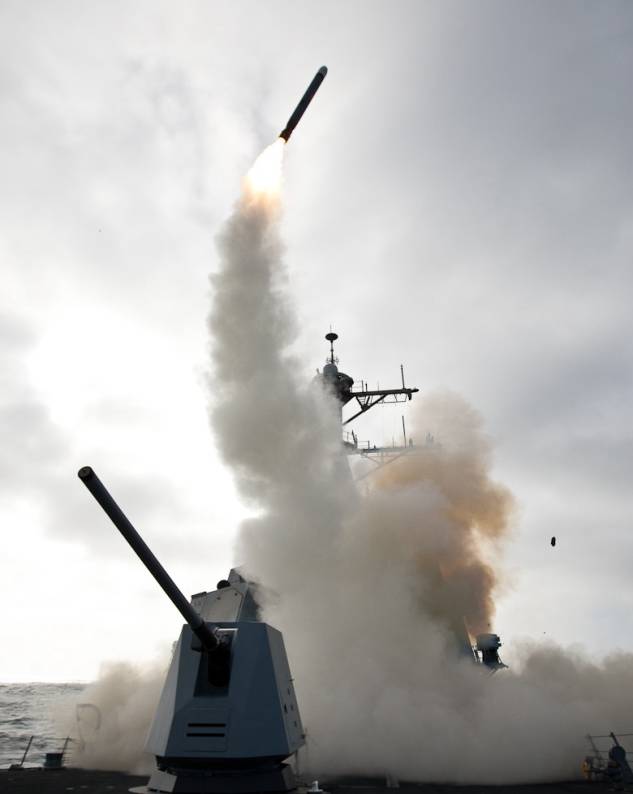 DDG-91 USS Pinckney launches a BGM-109 Tomahawk TLAM missile from her Mk-41 vertical launching system VLS