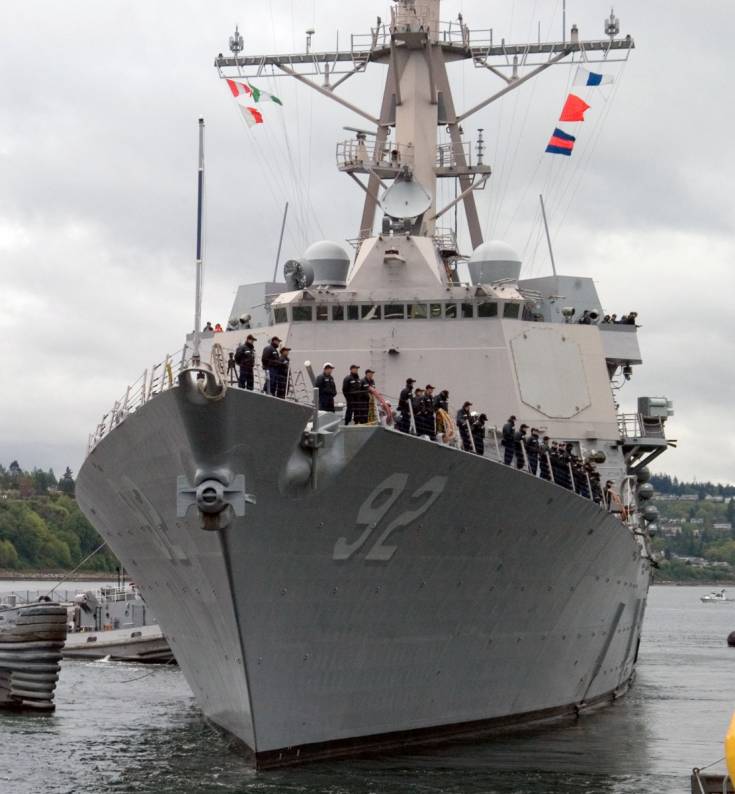 DDG-92 USS Momsen Everett Washington 2007