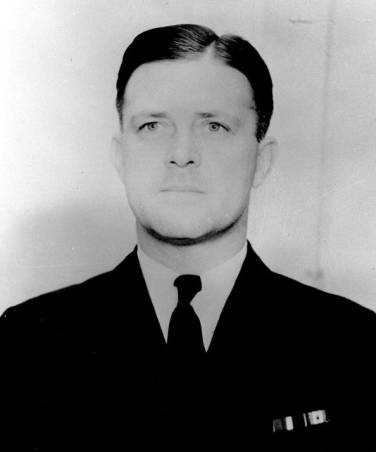 Charles Bowers Swede Momsen, Lieutenant Commander US Navy