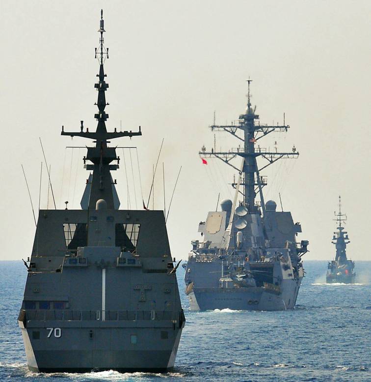 DDG-93 USS Chung-Hoon and RSS Steadfast FFG-70 South China Sea 2010