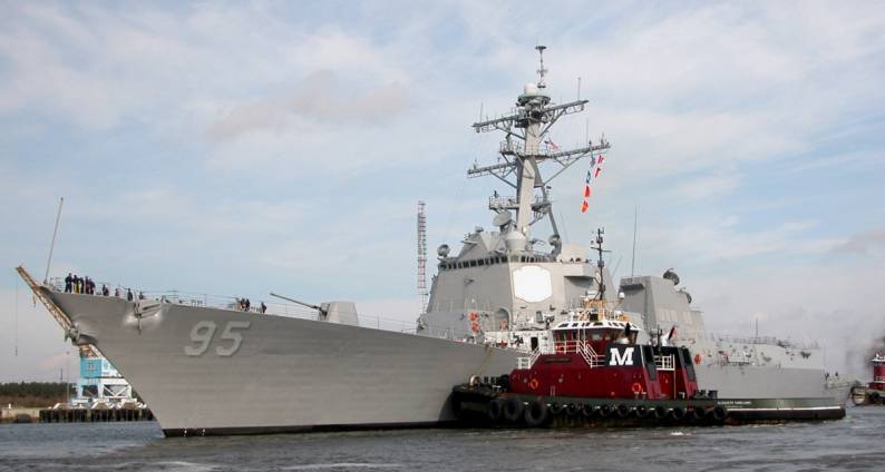 DDG-95 USS James E. Williams Charleston SC 2004