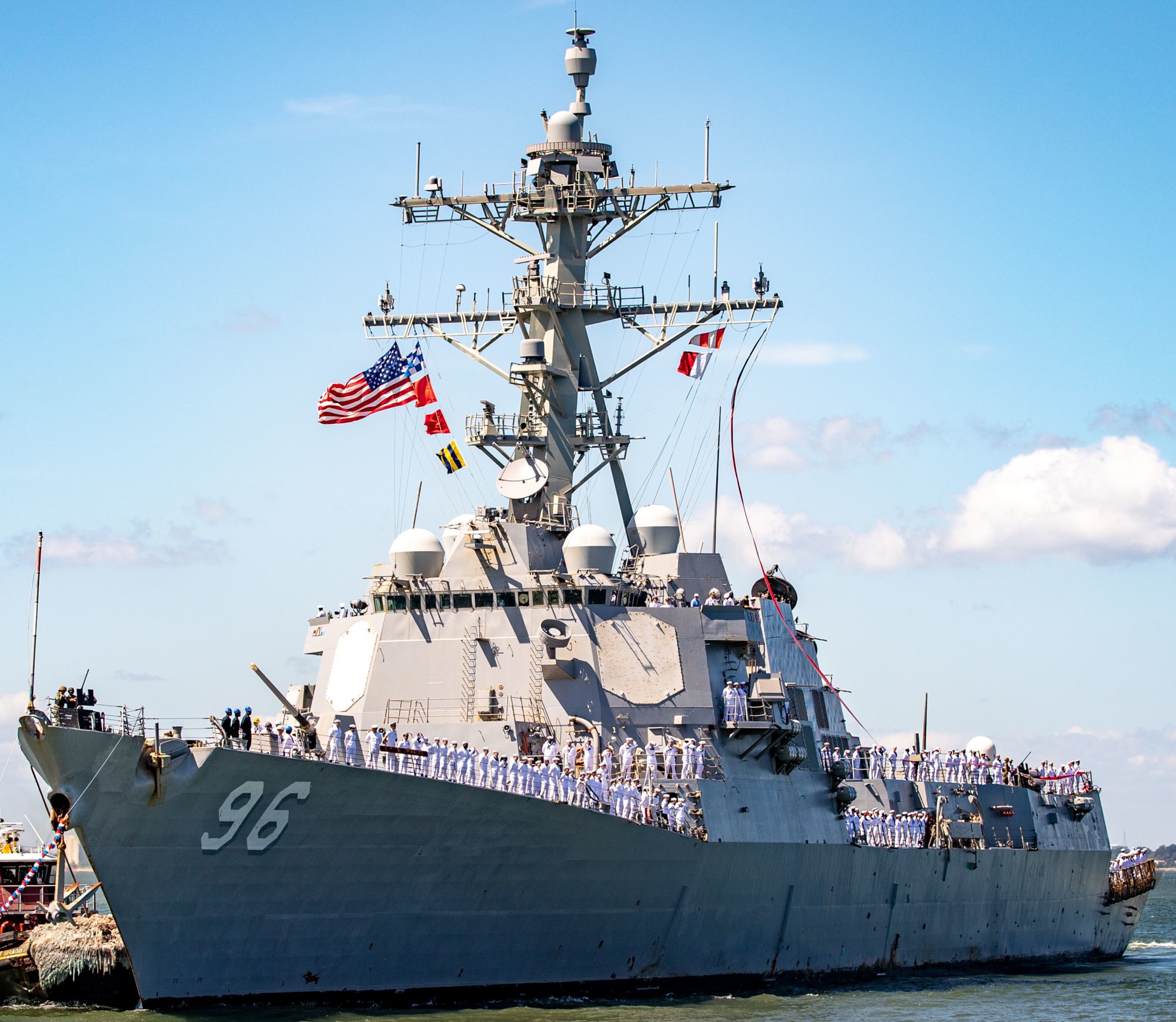 uss bainbridge ddg-96 guided missile destroyer returning naval station norfolk september 2022 69