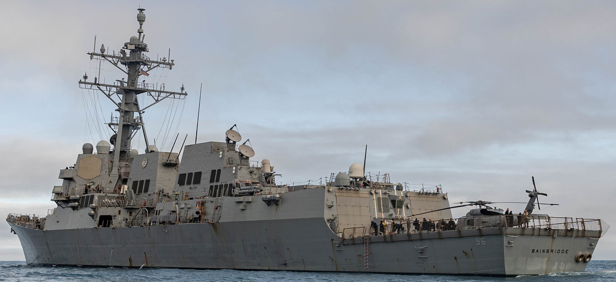uss bainbridge ddg-96 guided missile destroyer barents sea arctic circle 2025 79