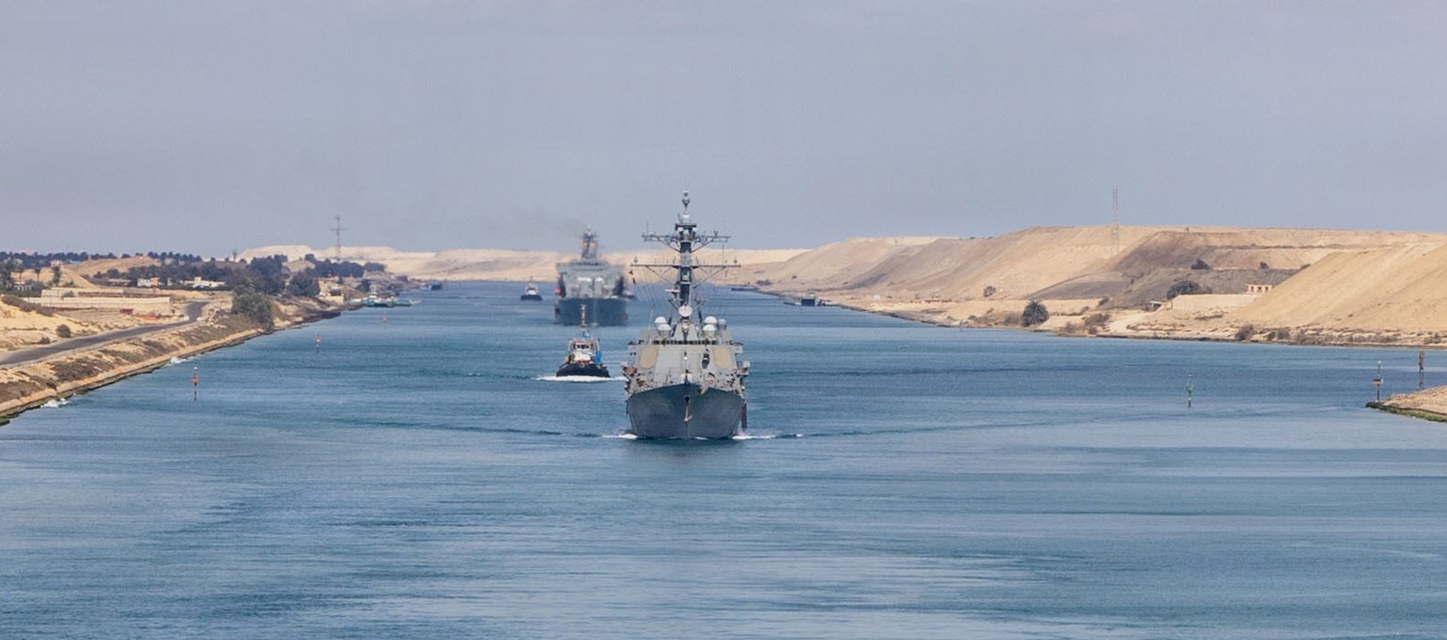 uss bainbridge ddg-96 arleigh burke class guided missile destroyer suez canal march 2026