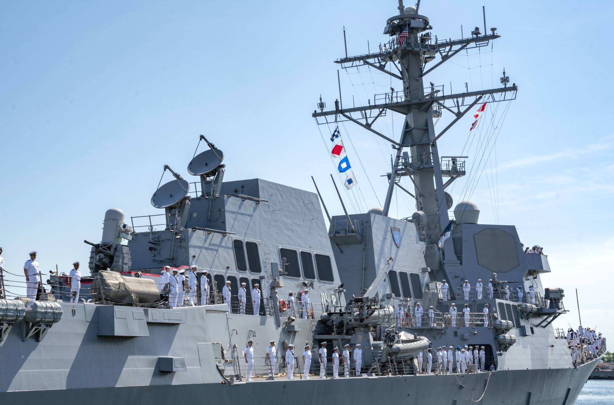 ddg-98 uss forrest sherman arleigh burke class guided missile destroyer aegis us navy departing norfolk 86