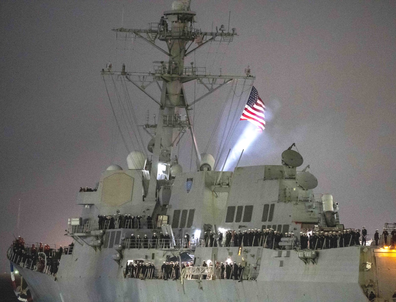 ddg-98 uss forrest sherman arleigh burke class guided missile destroyer aegis us navy returning norfolk 91