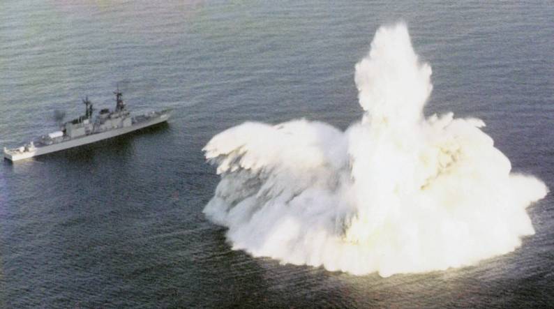 DDG-993 USS Kidd shock trials