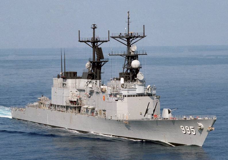 Kidd class guided missile destroyer DDG-995 USS Scott