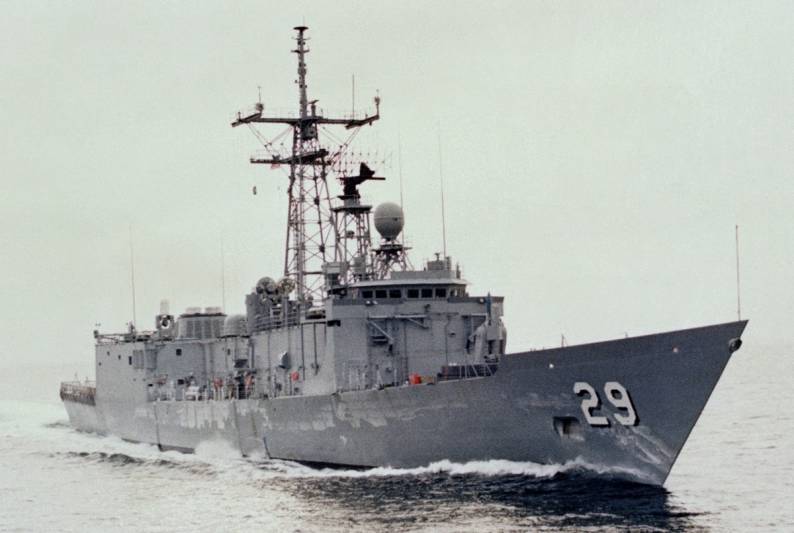 FFG-29 USS Stephen W. Groves