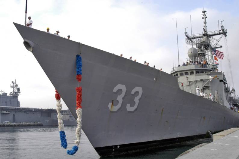 FFG-33 USS Jarrett - Perry class frigate
