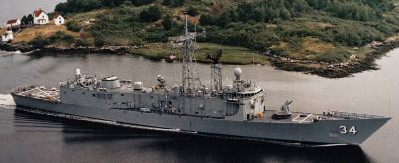 FFG-34 USS Aubrey Fitch - Perry class guided missile frigate