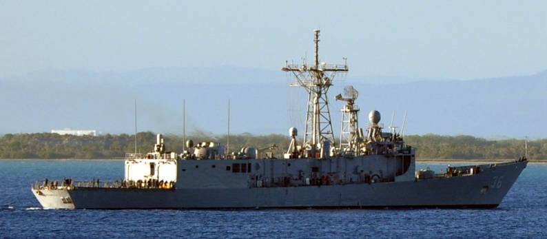 USS Underwood FFG-36 - Perry class frigate