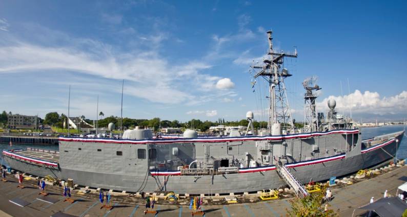 uss crommelin ffg 37 decommissioning pearl harbor hickam hawaii joint base october 2012