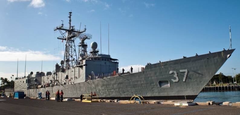 ffg 37 uss crommelin joint base pearl harbor hickam hawaii 2012