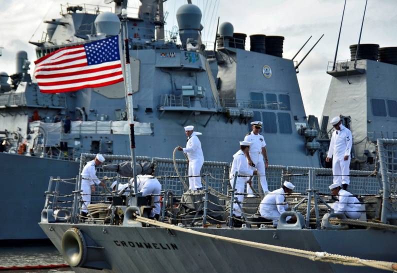 uss crommelin ffg 37 oliver hazard perry frigate pearl harbor hawaii 2012