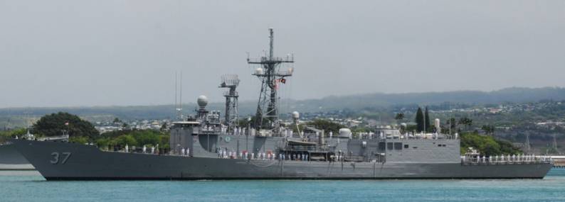 FFG-37 USS Crommelin pearl harbor 2010