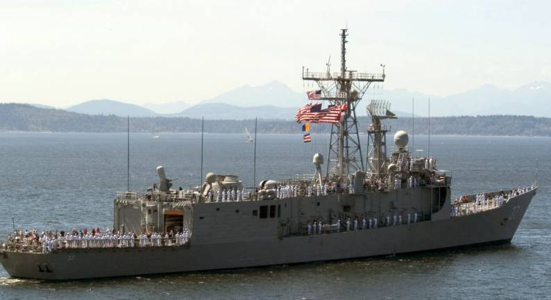 FFG-37 USS Crommelin seattle washington 2005