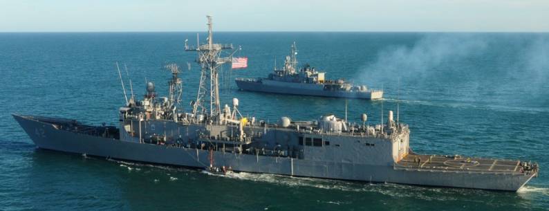 USS Klakring FFG-42 - Perry class frigate