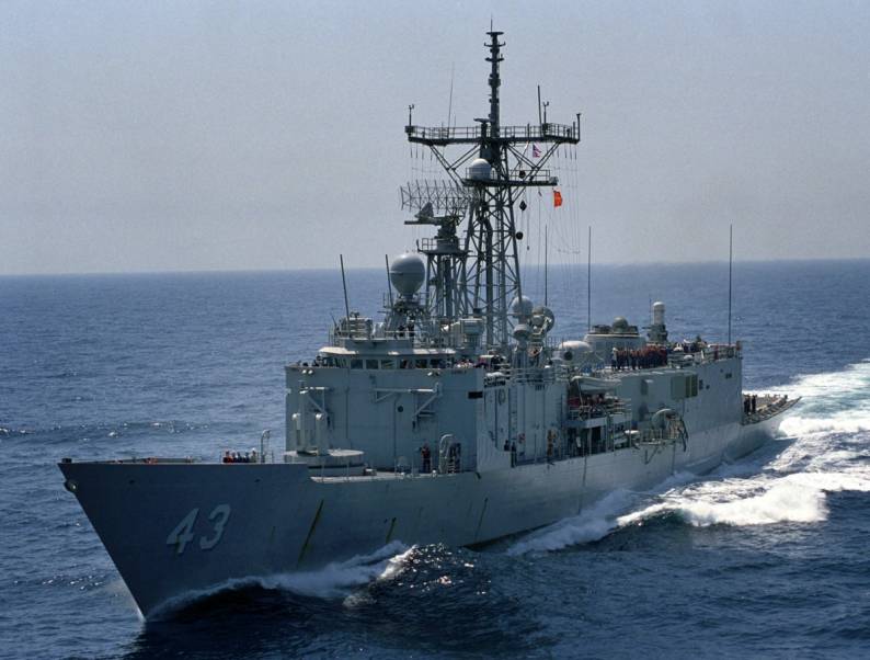 FFG-43 USS Thach