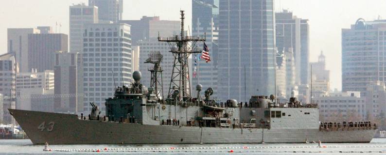 FFG-43 USS Thach
