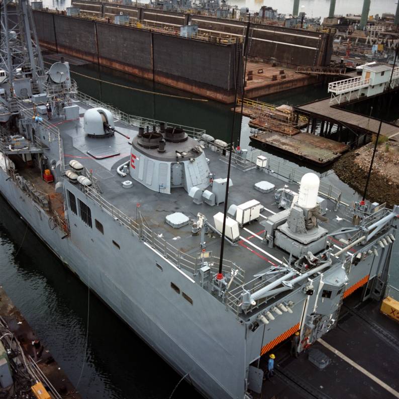 FFG-46 USS Rentz