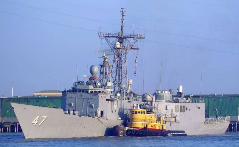 USS Nicholas FFG-47 - Perry class frigate