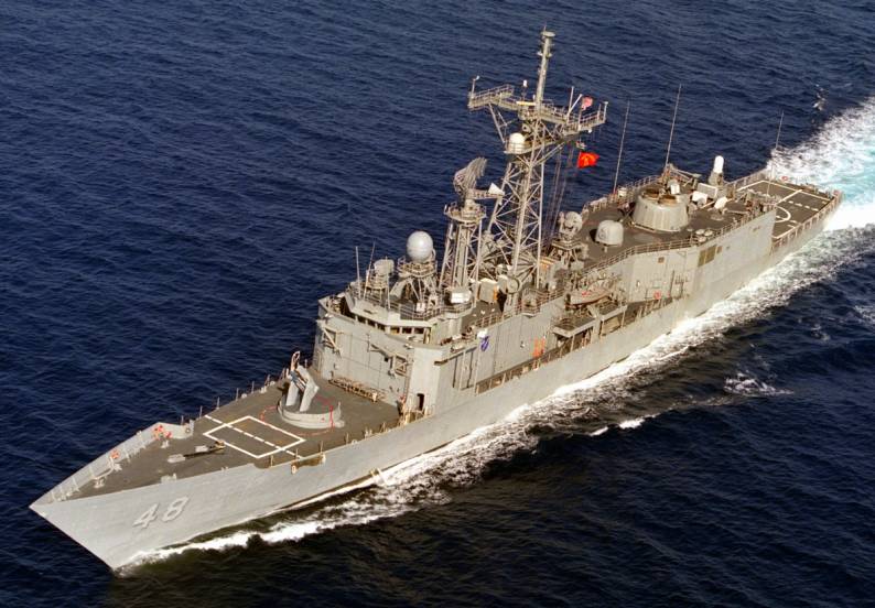 Details about   USS Vandegrift FFG 48 US Navy Ship Postcard 