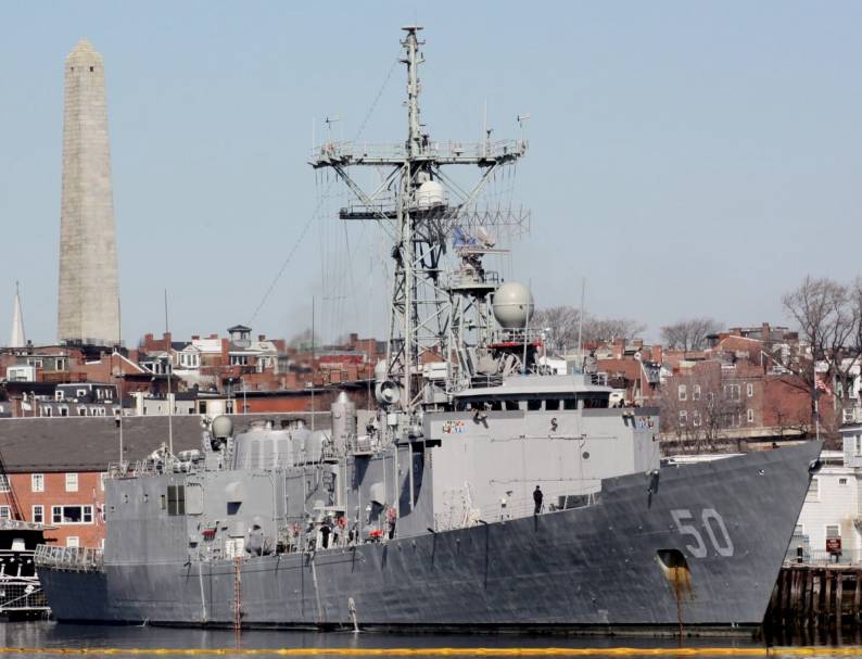 USS Taylor FFG-50 - Perry class frigate