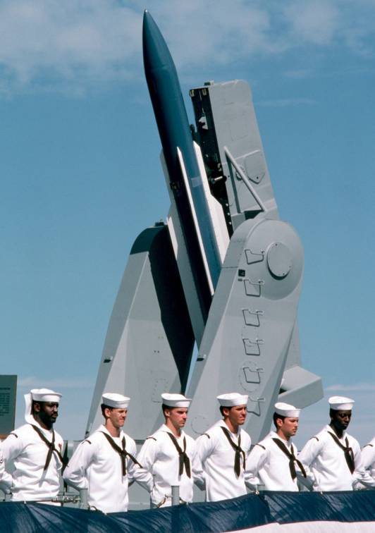 FFG-52 USS Carr Mk-13 missile launcher