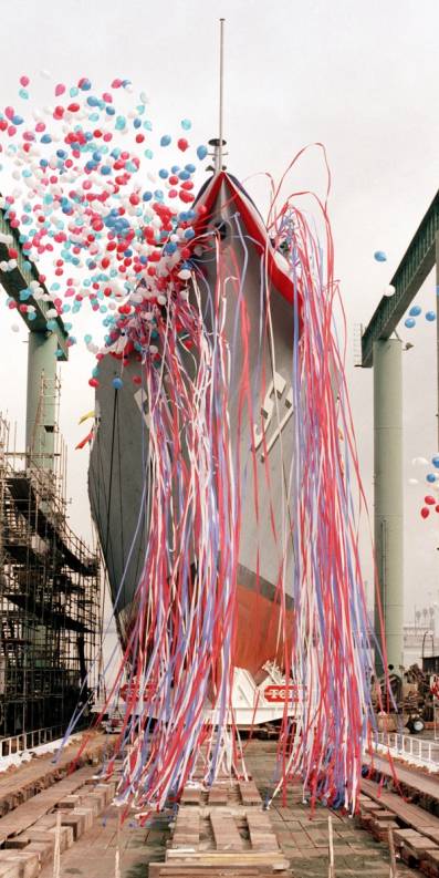 FFG-57 USS Reuben James launching ceremony