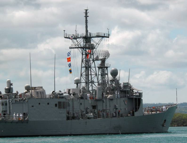 FFG-60 USS Rodney M. Davis