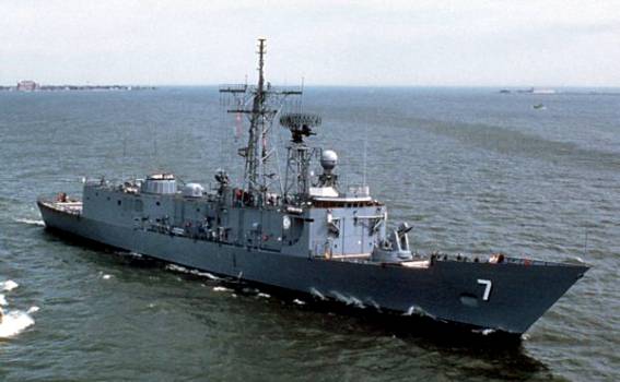 FFG-7 USS Oliver Hazard Perry class guided missile frigate