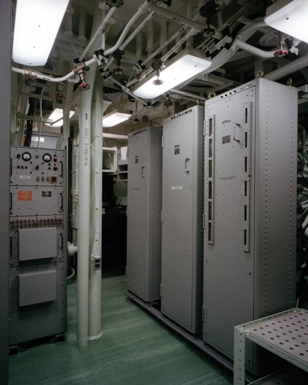 sonar equipment room aboard USS Gary FFG-51