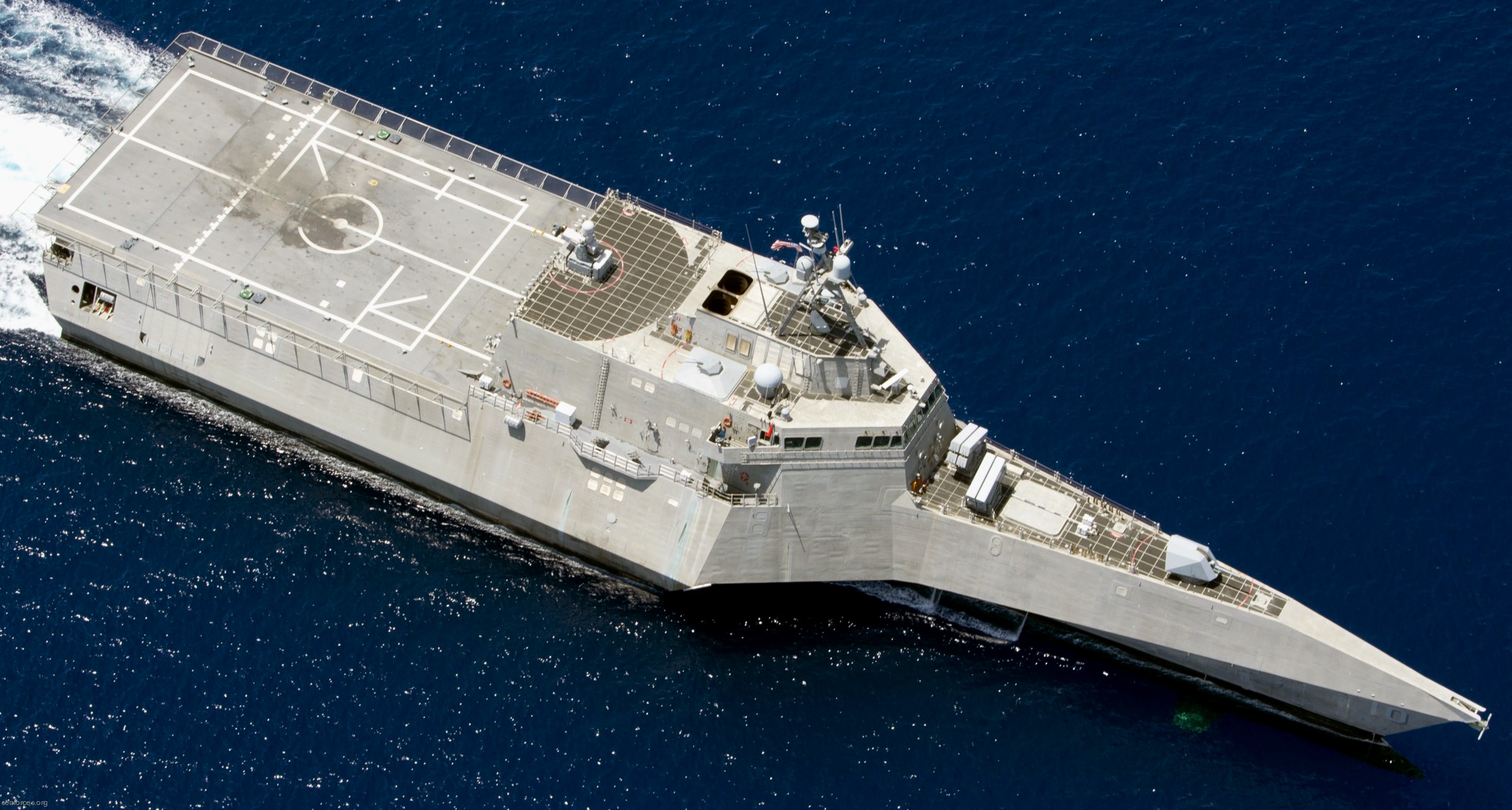 lcs-10 uss gabrielle giffords littoral combat ship independence class us navy 26 south china sea