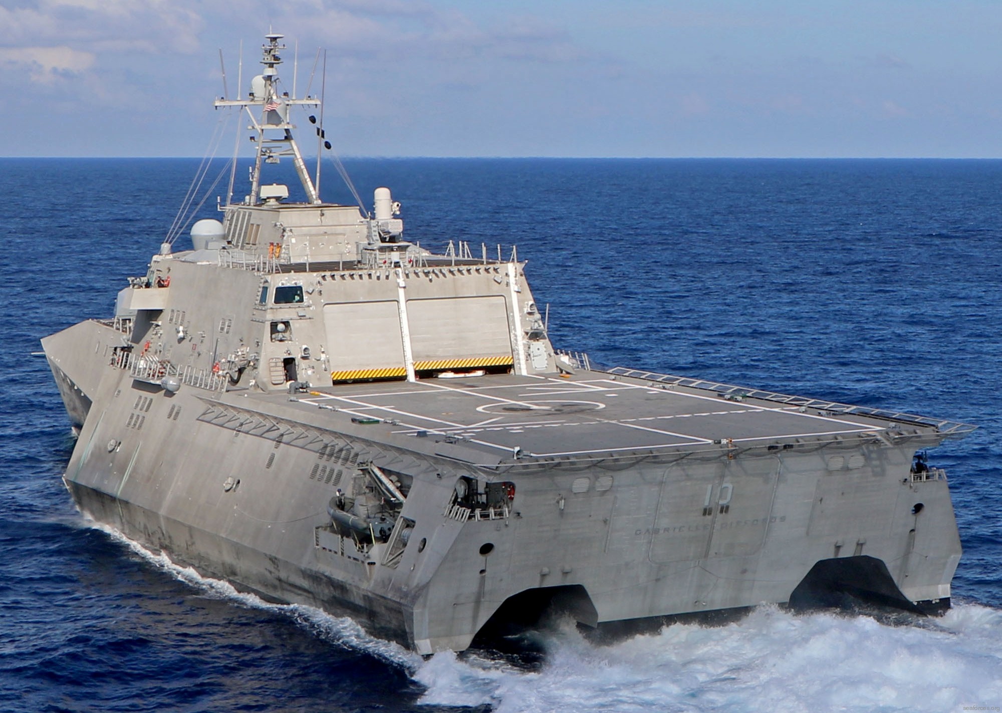 lcs-10 uss gabrielle giffords littoral combat ship independence class us navy 43 flight deck