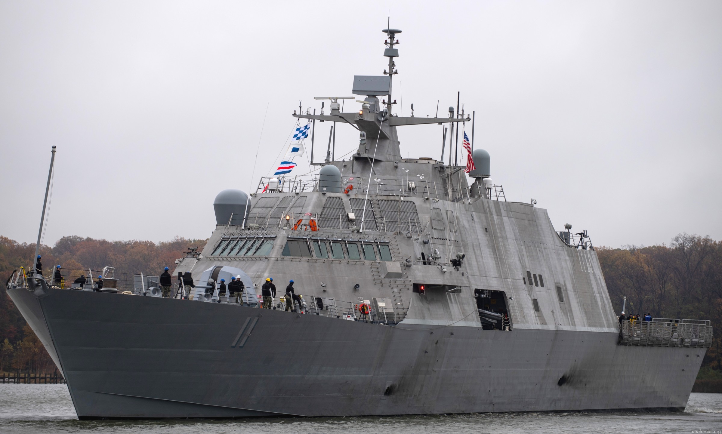 lcs-11 uss sioux city freedom class littoral combat ship 06 annapolis maryland