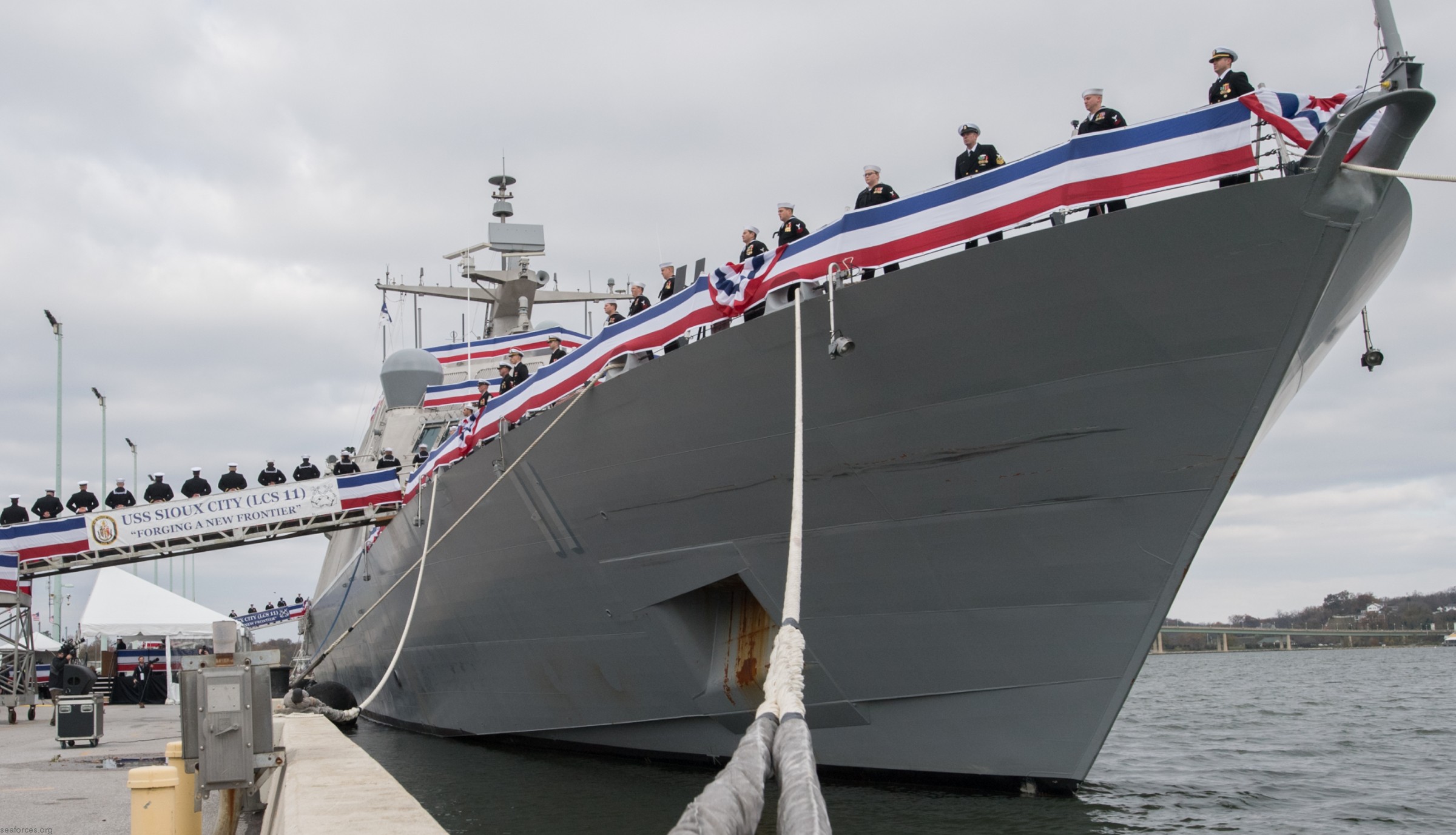 lcs-11 uss sioux city freedom class littoral combat ship 16 commissioning