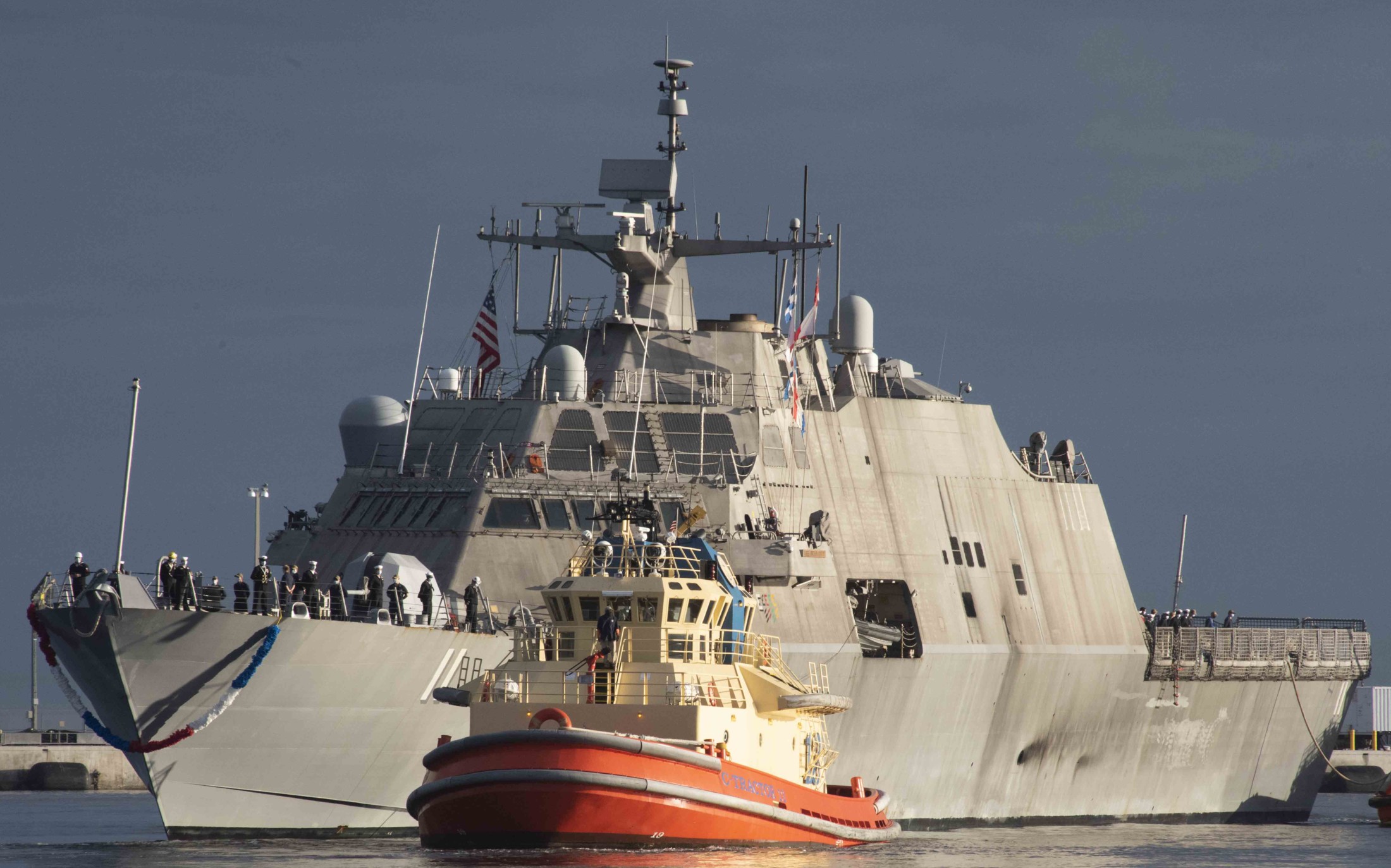 lcs-11 uss sioux city freedom class littoral combat ship us navy 46 naval station mayport florida