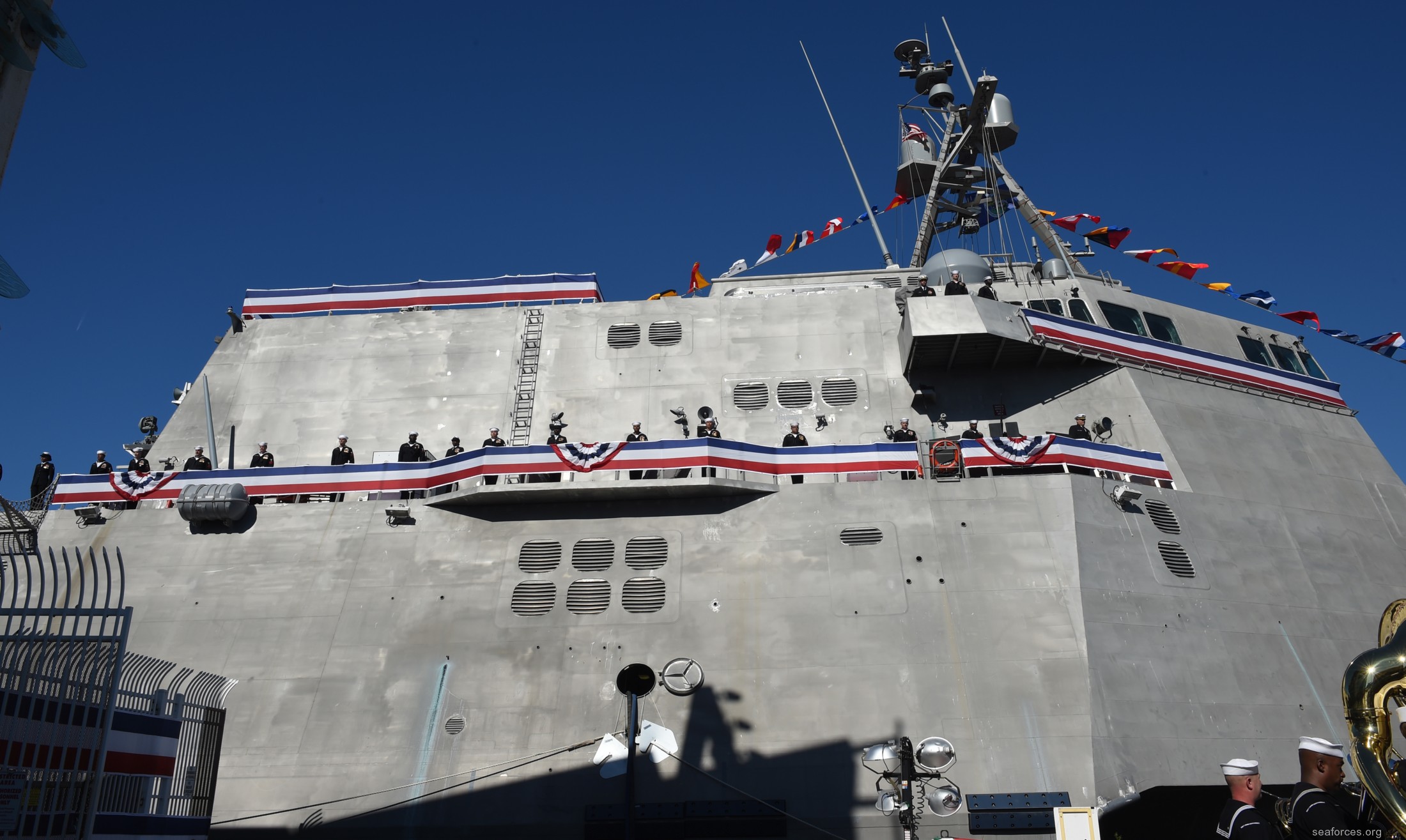 lcs-12 uss omaha independence class littoral combat ship us navy 06 commissioning ceremony san diego