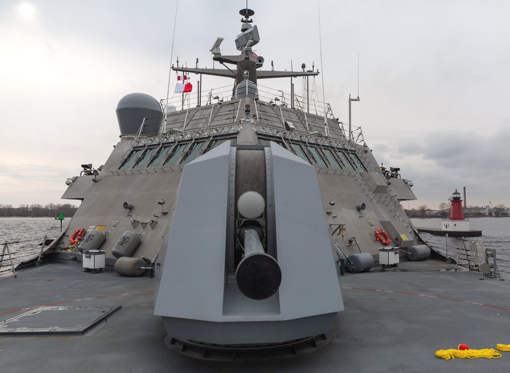 lcs-13 uss wichita freedom class littoral combat ship us navy 18 mk.110 57mm gun