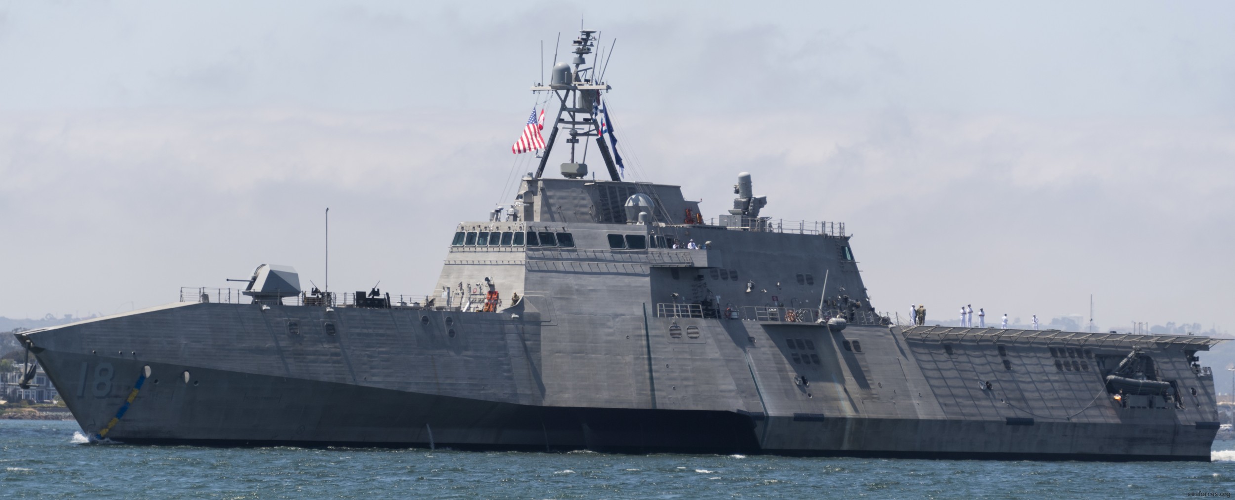 lcs-18 uss charleston littoral combat ship independence class us navy 04 san diego california homeport