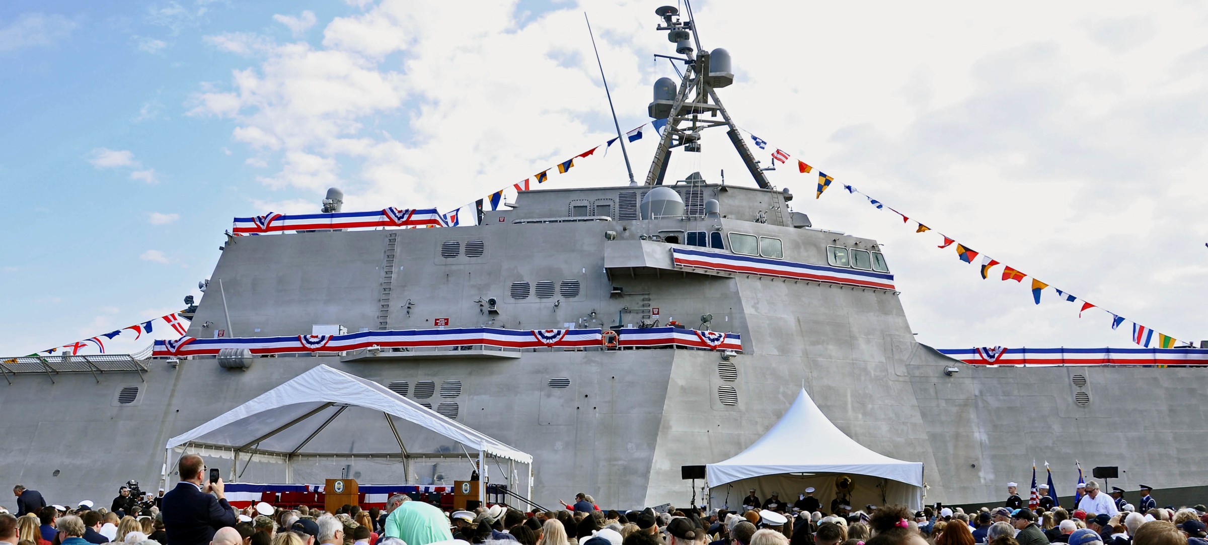 lcs-18 uss charleston littoral combat ship independence class us navy 07 commissioning south carolina