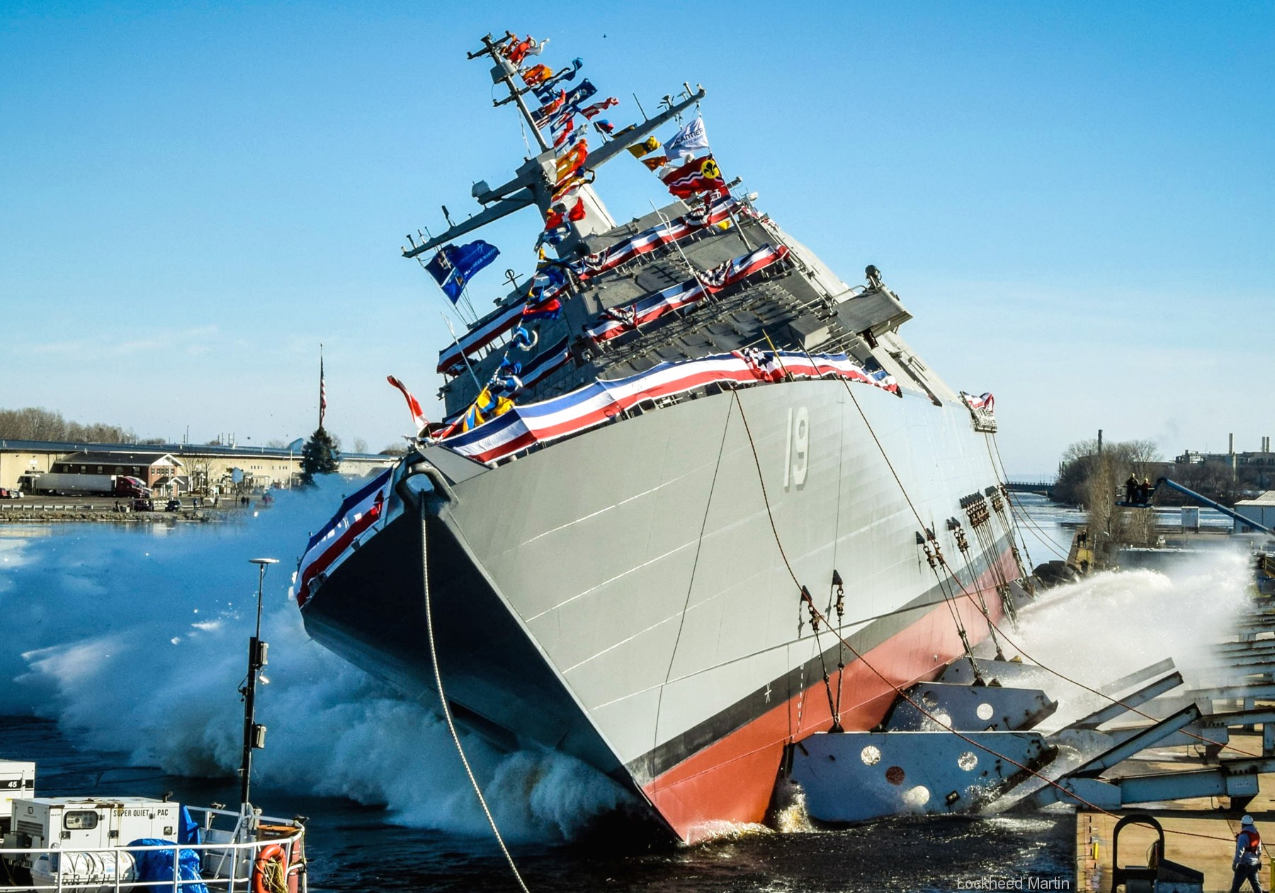 lcs-19 uss st. louis freedom class littoral combat ship us navy 05 christening launching fincantieri marinette marine