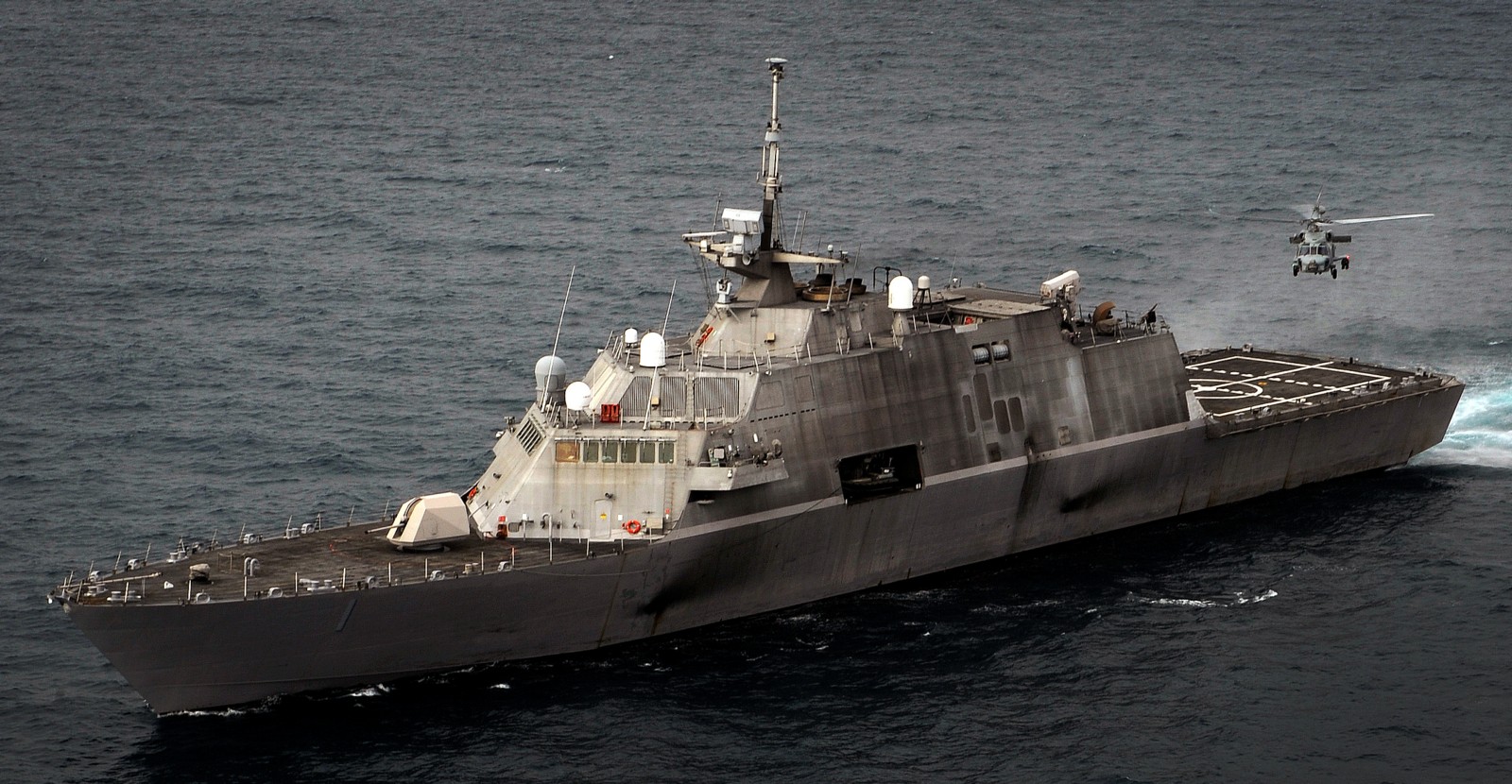 lcs-1 uss freedom class littoral combat ship us navy 66